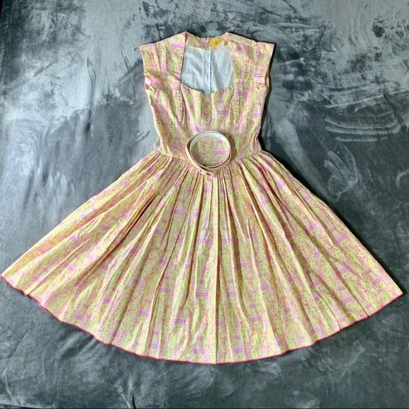 SOLD | Bernie Dexter | Women’s Small | Rose Dress Lemonade Eiffel Tower - Picture 3 of 9